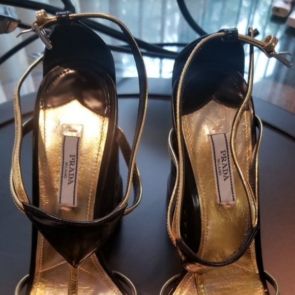 Prada runaway wedge metallic shoes - Picture 4 of 4
